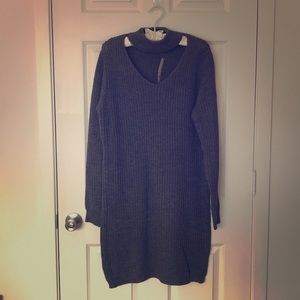 🌟NEW!!🌟Francesca’s dark gray sweater dress